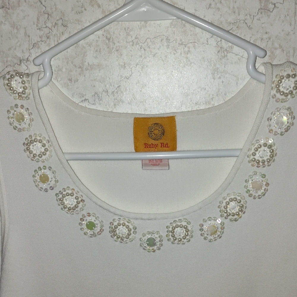 Ruby Rd White Embellished Fitted Tank Top